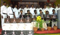 free-laptop-distribution-function-15-07-2013