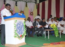 school-vice-president-mr-s-selvaraj-presenting-the-annual-report